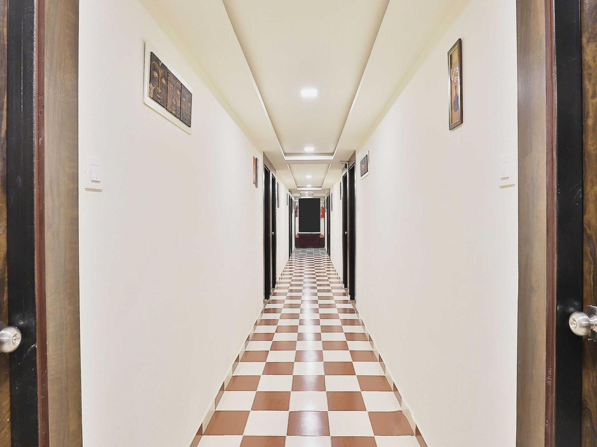 Hotel O Kajri Koba Kültér fotó
