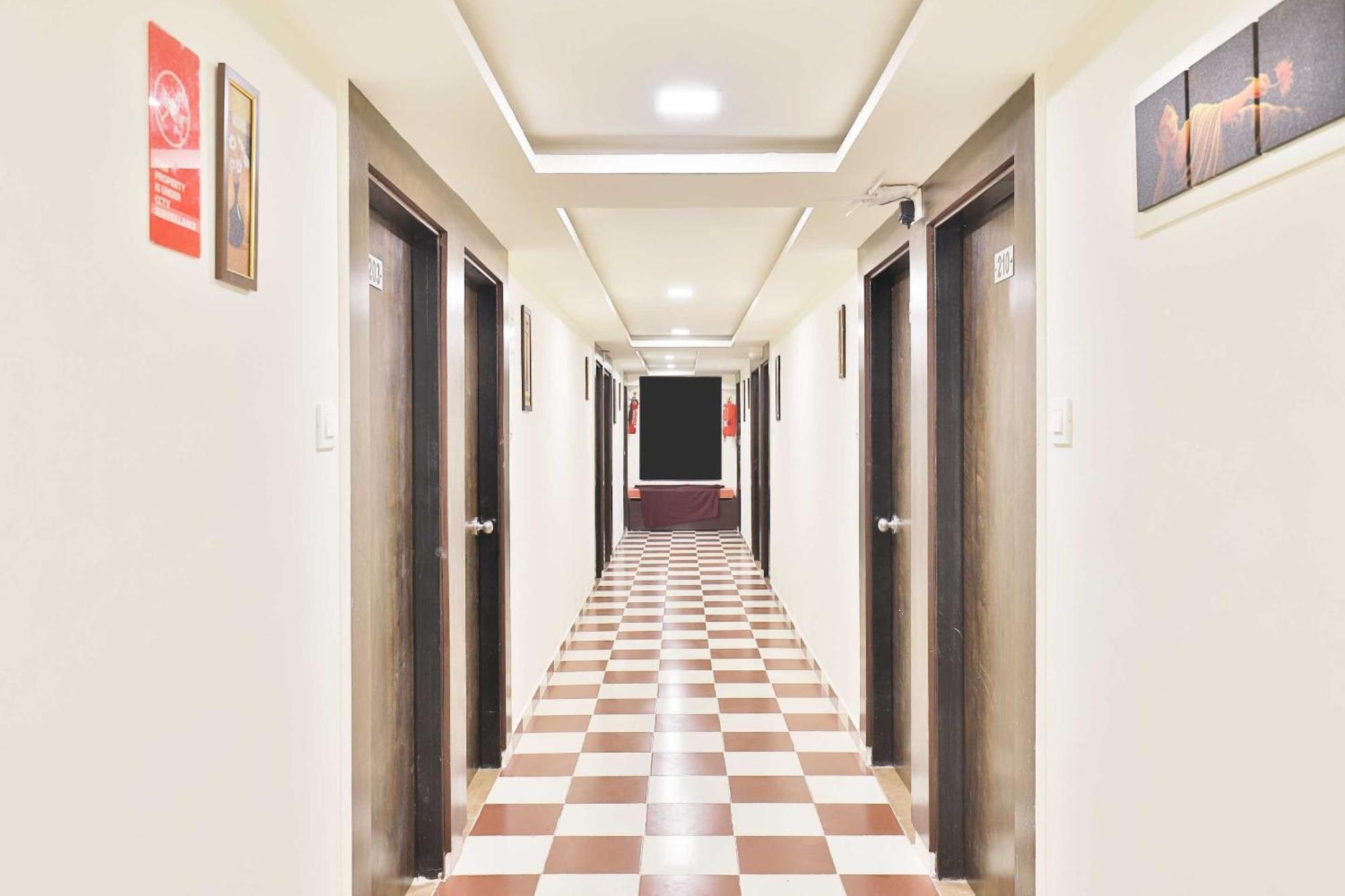 Hotel O Kajri Koba Kültér fotó