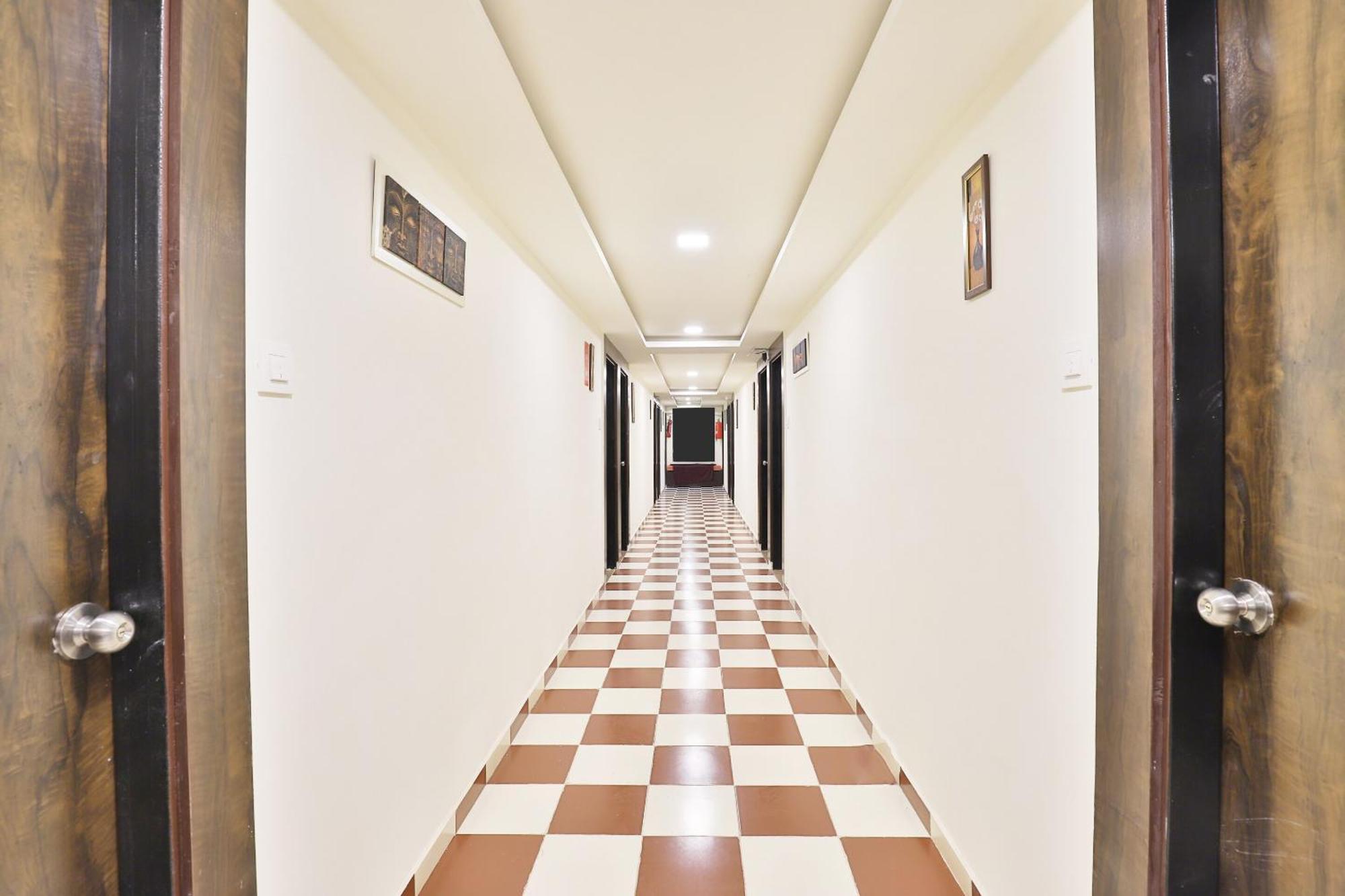 Hotel O Kajri Koba Kültér fotó